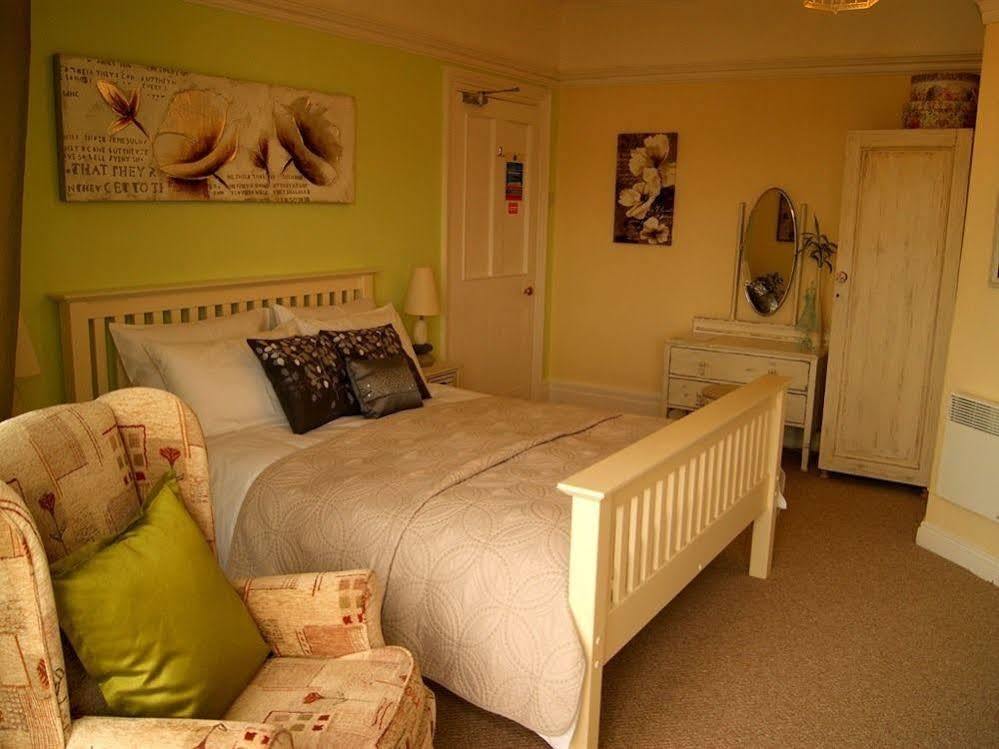 Sunset Guest House Hunstanton Eksteriør billede A bedroom at the hotel